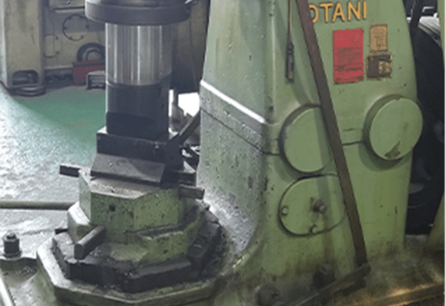 鍛造機イメージ